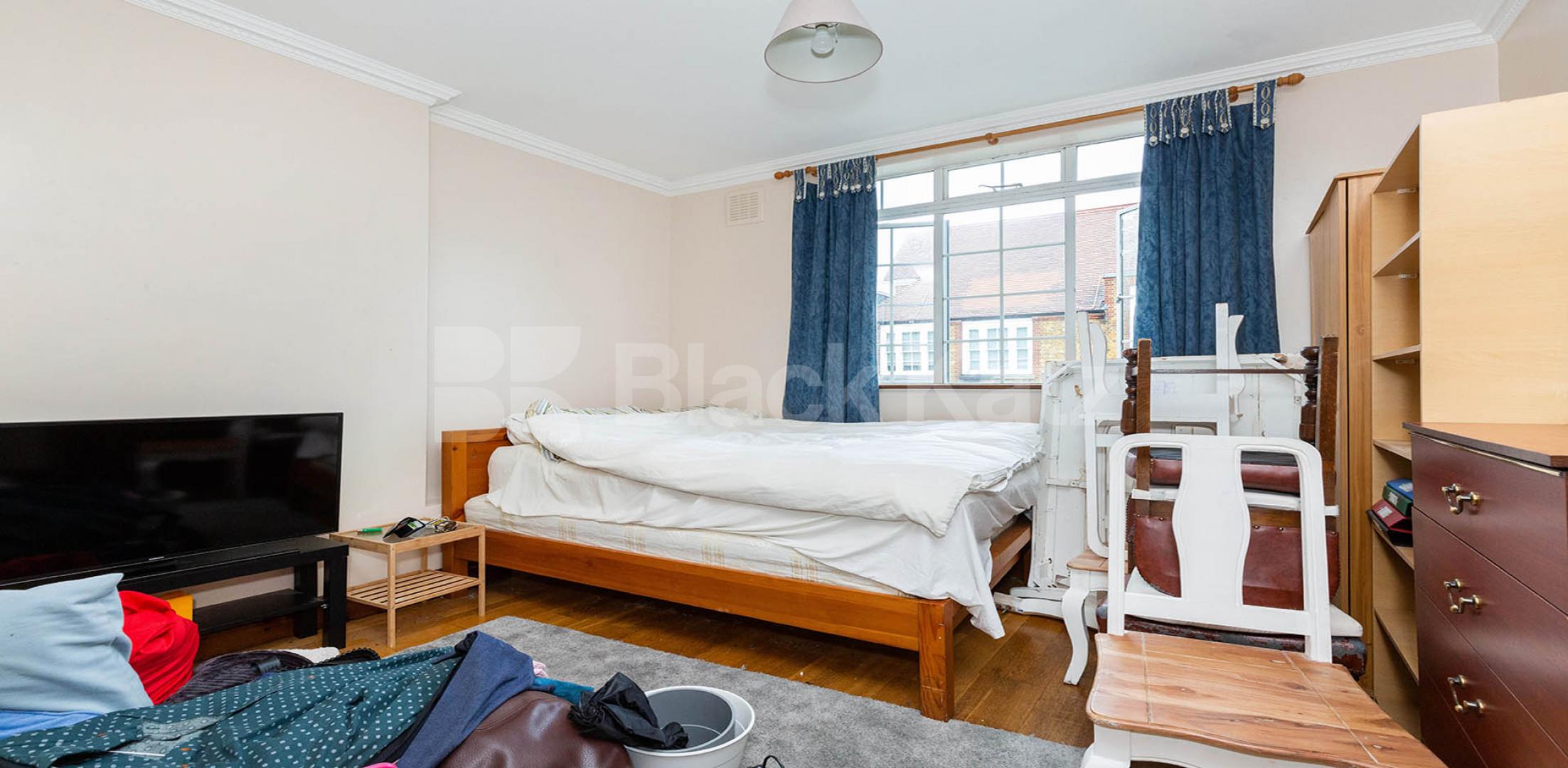 Beautiful three double bedroom flat Cranleigh Street, Camden